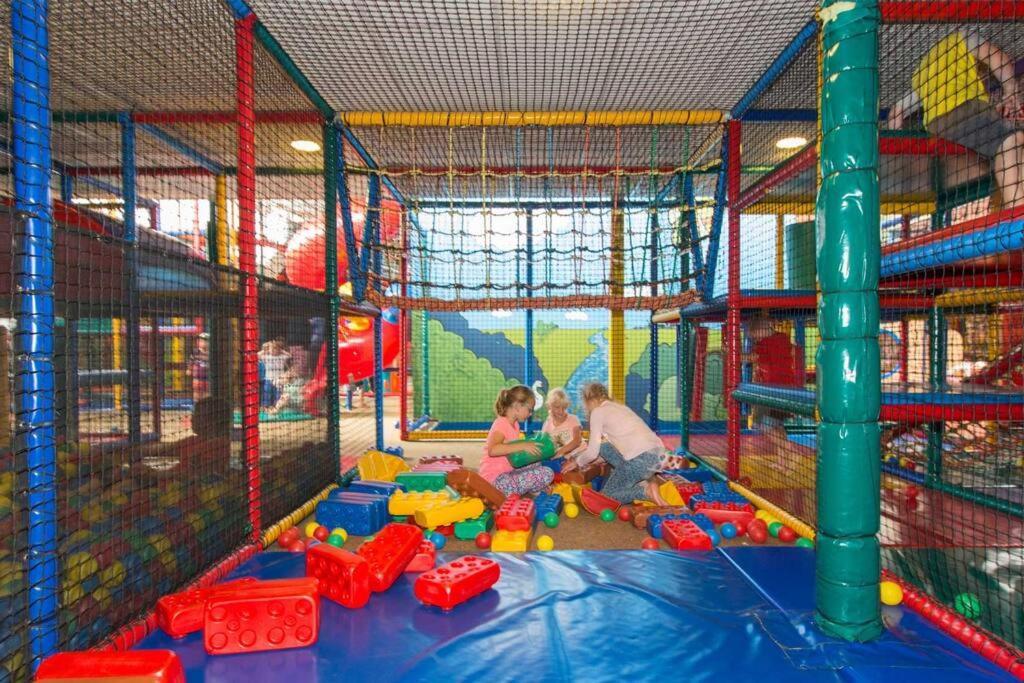 Villa 4-6 Persoons Vakantiewoning Met Eigen Tuin à Bakkeveen Extérieur photo
